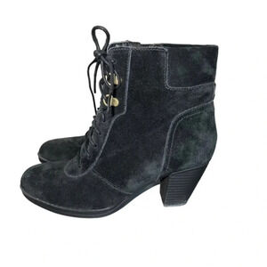 Clarks 7M black‎ suede ankle laced heeled boots